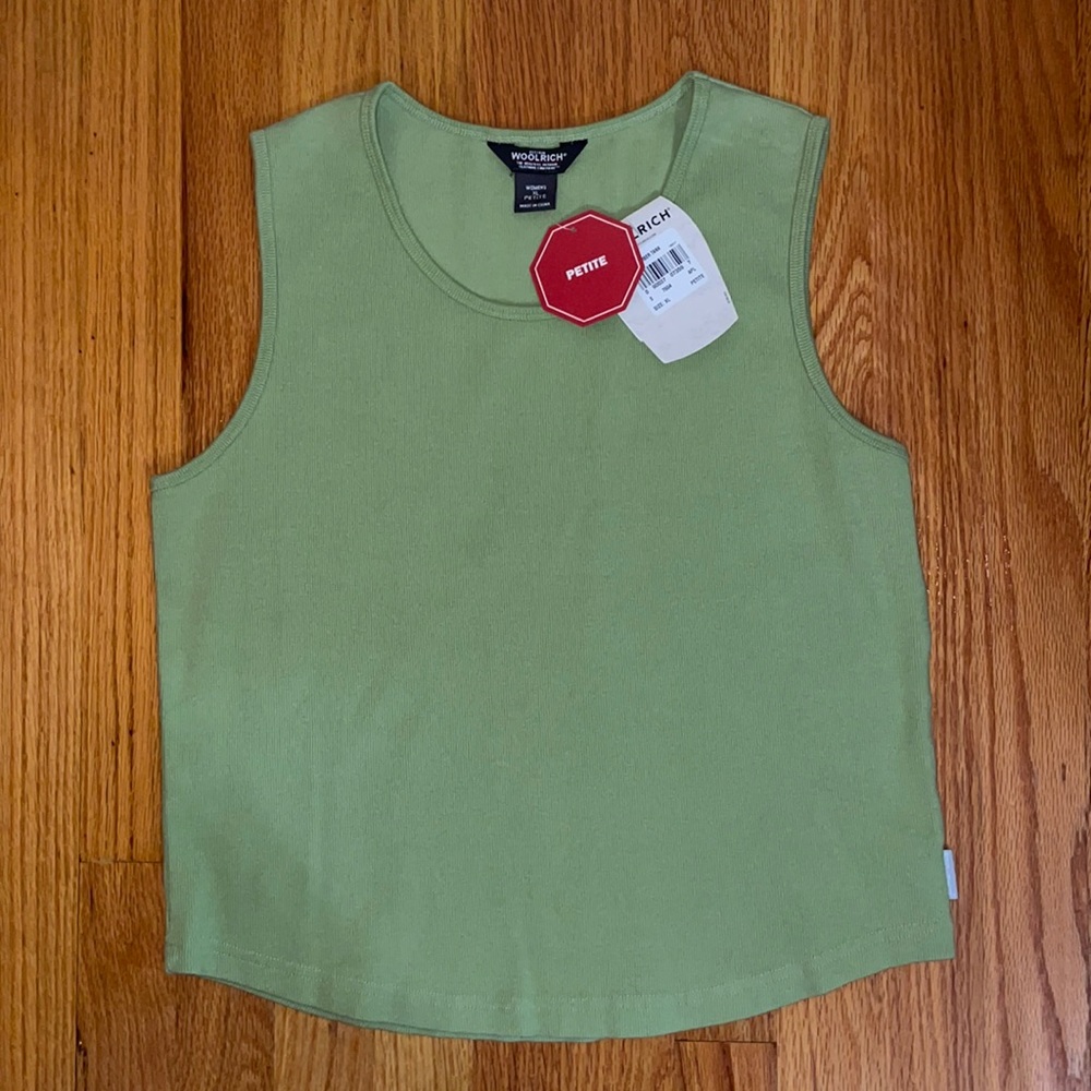 NWT Green Sleeveless Top